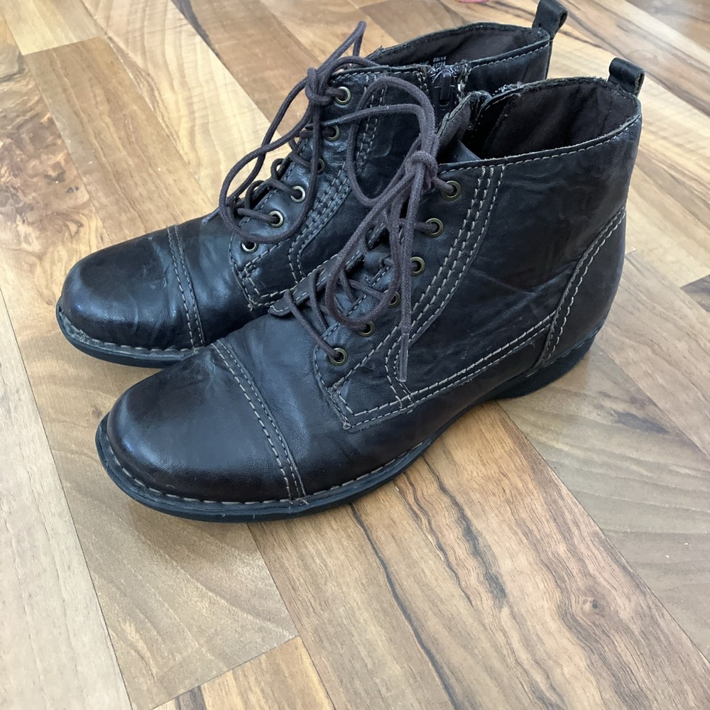 Clarks Booties 26101435  7.5 Medium Leather Brown Side Zip Cap Toe Lace Up Boots